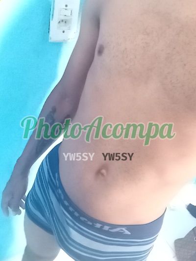 Wanderson, garoto de programa no Centro (RJ)