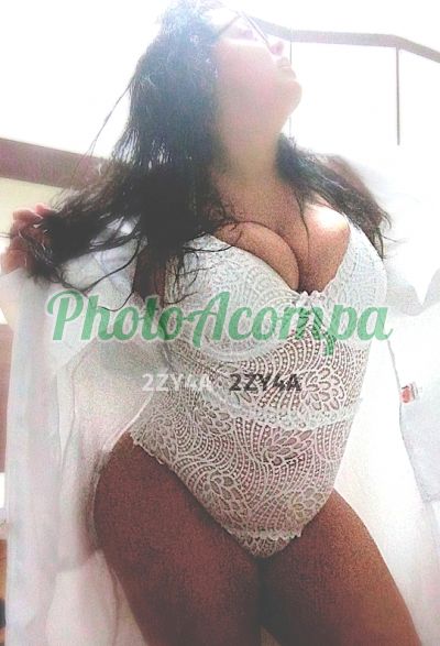 Maya, Mulher que faz massagens eróticas em Juiz de Fora