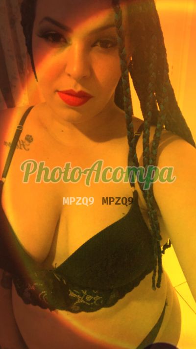 Carla, acompanhante em Santos