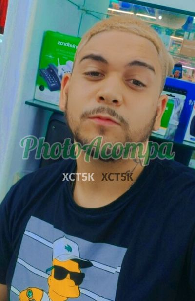 Alejandro, garoto de programa em Copacabana (RJ)
