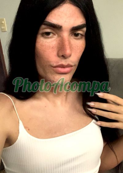 Dany Boneka, Travesti em Brasília