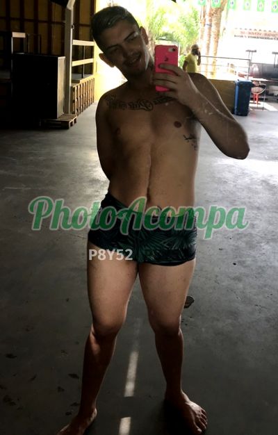 Lukas, garoto de programa no Butantã (SP)