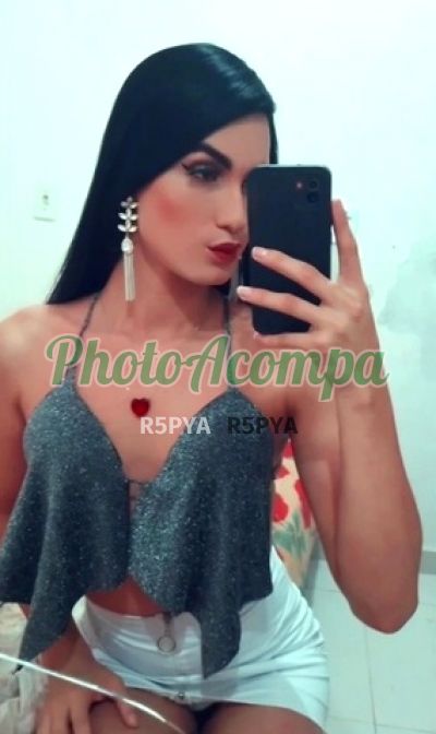 Gabriely Castrol, transex no Centro (RJ)