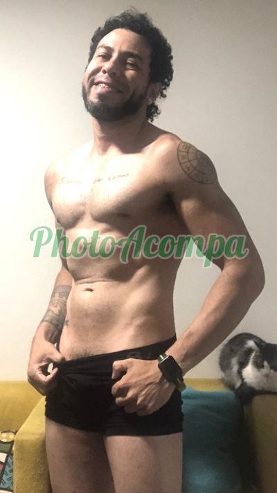 Marcos, garoto de programa em São Paulo