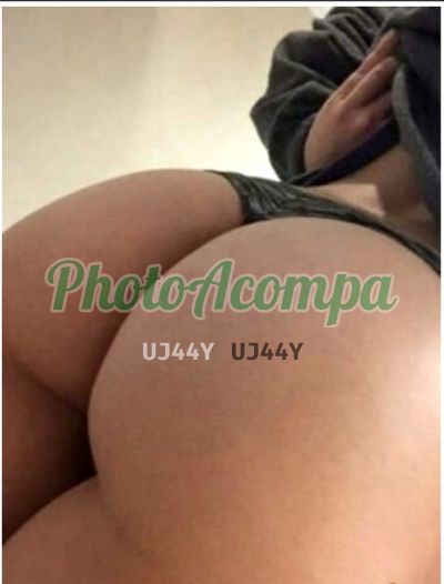Mel, mulher que faz videochamadas e sexting