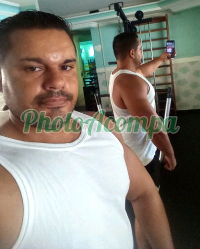 Efraim, garoto de programa em Praia Grande