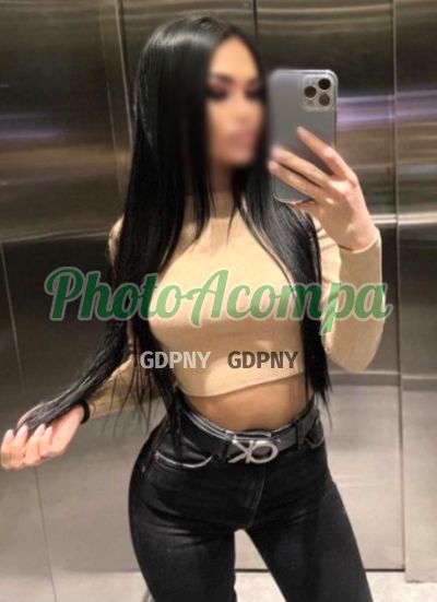 Larissa, acompanhante em Curitiba