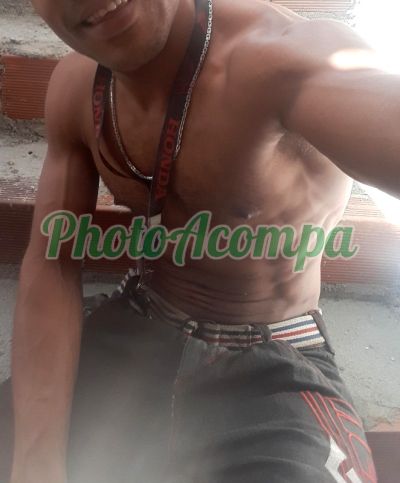Paulinho, garoto de programa em Recife
