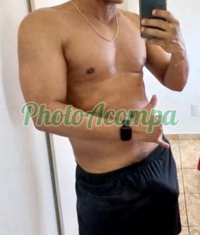 Bruno Garcia, Garoto de programa em Curitiba