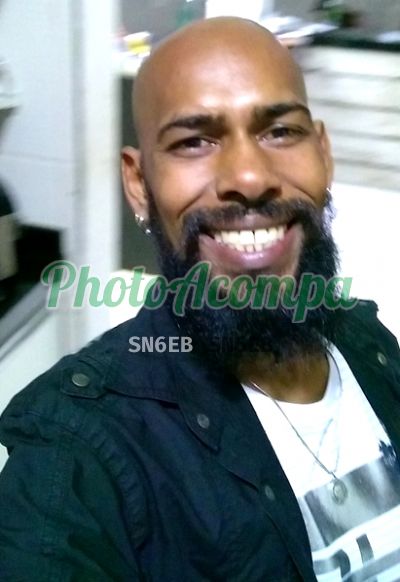 Alan, homem que faz massagens eróticas em São Paulo