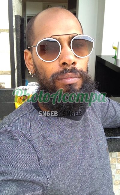 Alan, homem que faz massagens eróticas em São Paulo