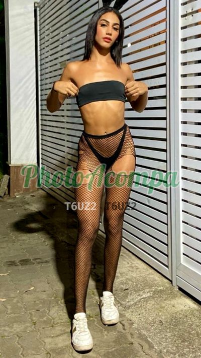 Bella, trans na Zona Oeste (RJ)