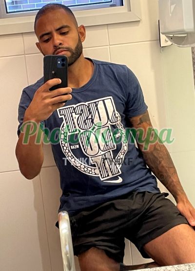 Henrique, garoto de programa em São Paulo