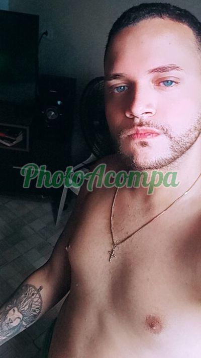 Paulo, garoto de programa em Recife