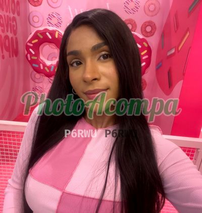 Bianca, travesti no Asa Norte (Brasília / DF)