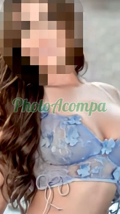 Vitória, escort em Cláudio