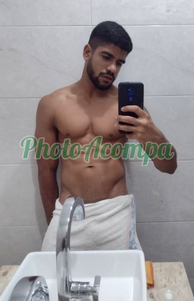 Fernando, garoto de programa em São Paulo