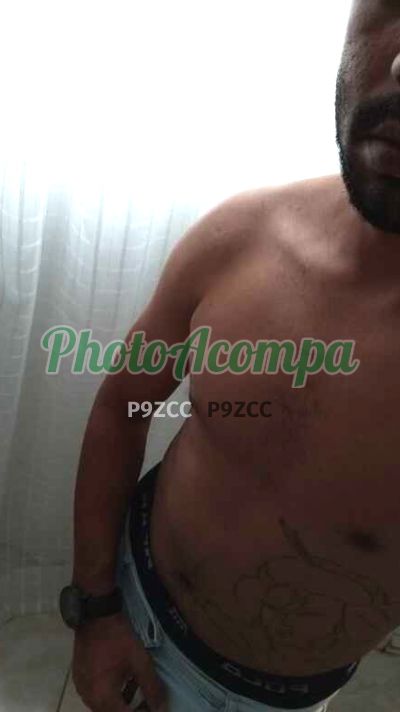 Oscar Oliveira, garoto de programa em Osasco