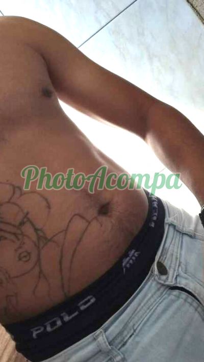 Oscar Oliveira, garoto de programa em Osasco