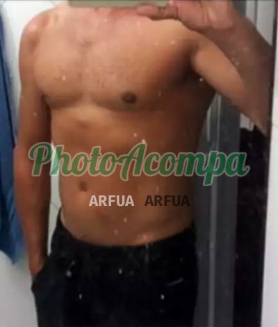 Roger, garoto de programa em Praia Grande