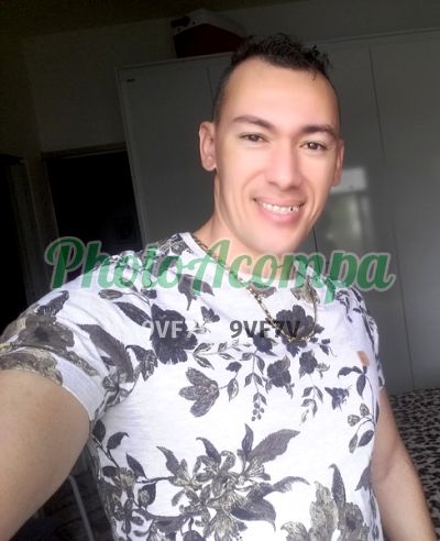Tiago, garoto de programa em Itanhaém