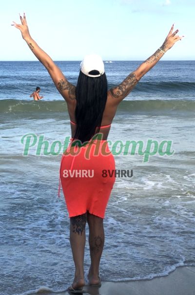 Nicole Ferrari, travesti em Copacabana (RJ)