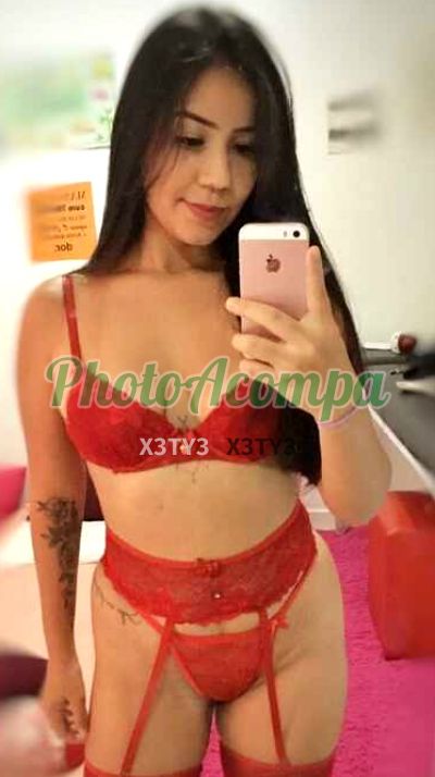 Isabelly, mulher que faz massagens eróticas em Manaus