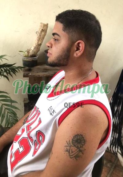 Lucas, transex em Vitória