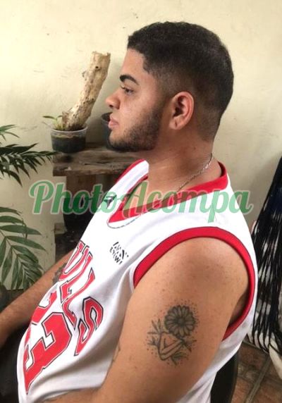 Lucas, transex em Vitória