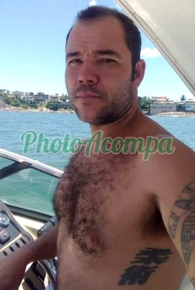 Charles, garoto de programa em Vila Velha