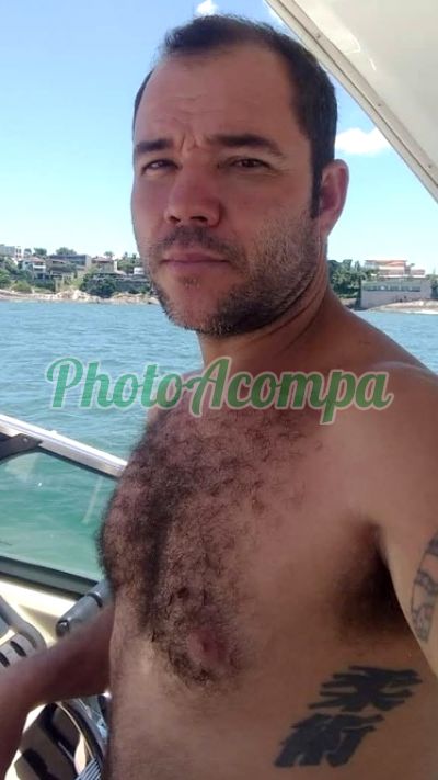 Charles, garoto de programa em Vila Velha