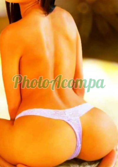 Renata Cross, escort em Salto