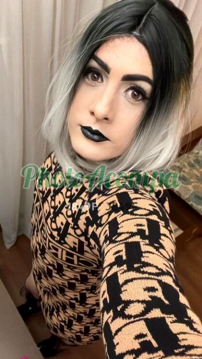 Emily, travesti em São Paulo