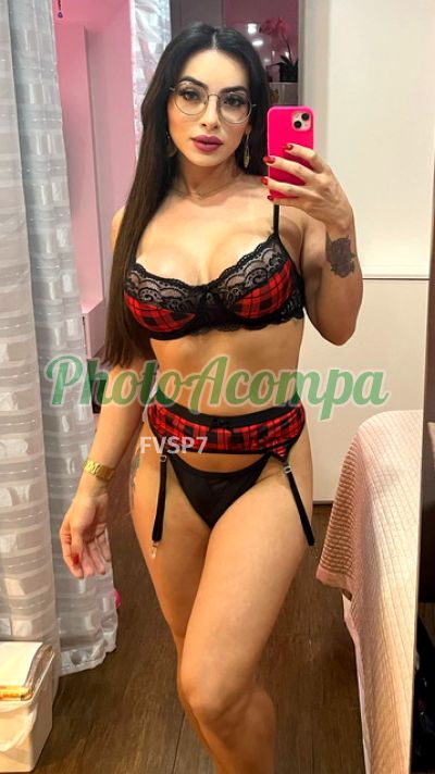 Julia Denttelo, transex em São Paulo