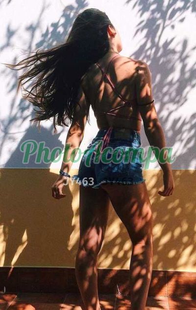 Carla, mulher que faz massagens eróticas em Teresina