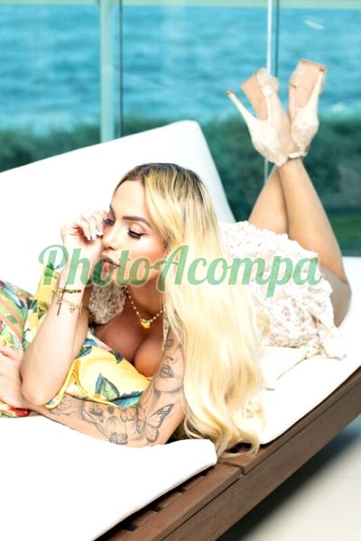 Gabrielly Ávila, transex na Liberdade (SP)