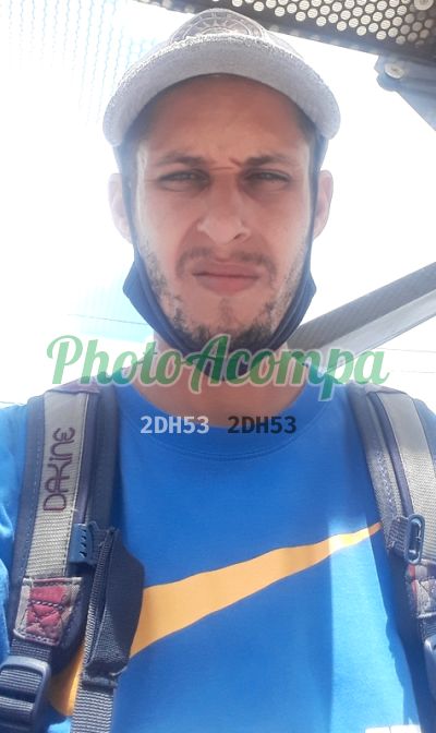 Juninho, garoto de programa no Brooklin (SP)