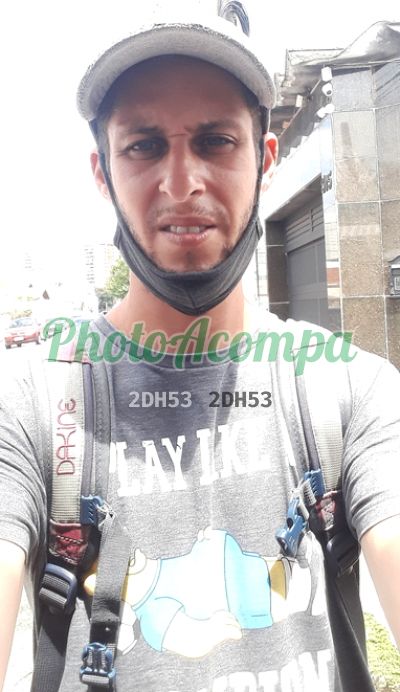Juninho, garoto de programa no Brooklin (SP)