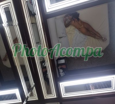 Tatá, escort em Duque de Caxias