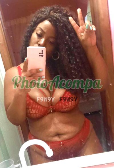 Alactante Gg, mulher que faz videochamadas e sexting