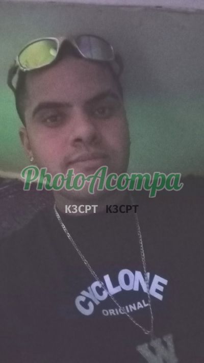 Tom, garoto de programa em Sumaré