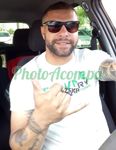 Júlio, garoto de programa em Jacareí