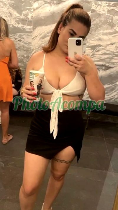 Laura, acompanhante em Itajaí