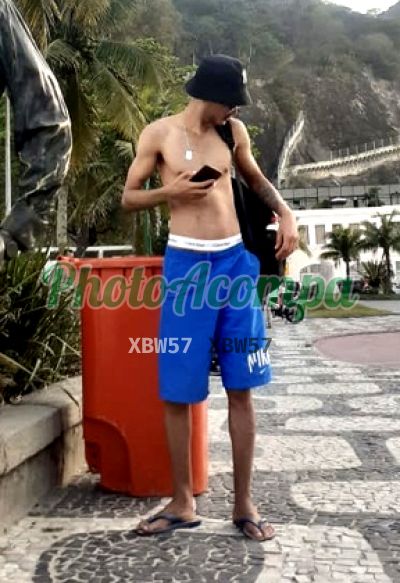 Rony, garoto de programa em Copacabana (RJ)