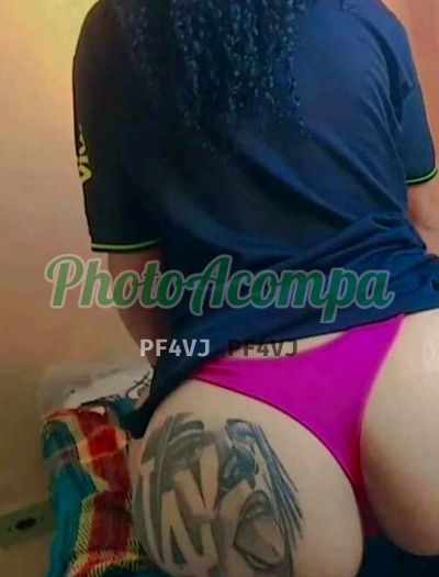 Karla, garota de programa em Caraguatatuba