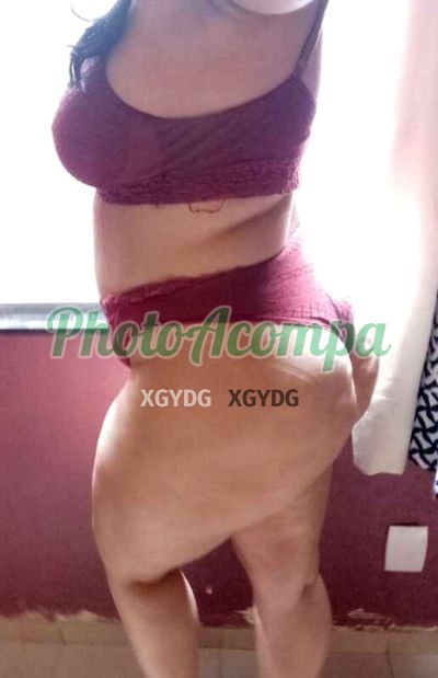 Manuela DÁvila, acompanhante em Nova Odessa