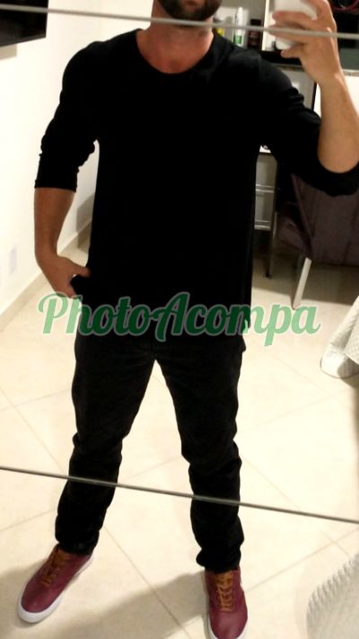 Anderson, garoto de programa na Barra da Tijuca (RJ)