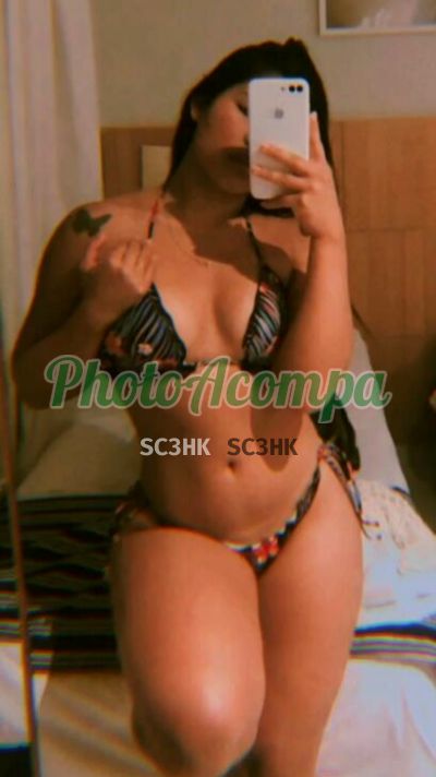 Mia, garota de programa em Copacabana (RJ)
