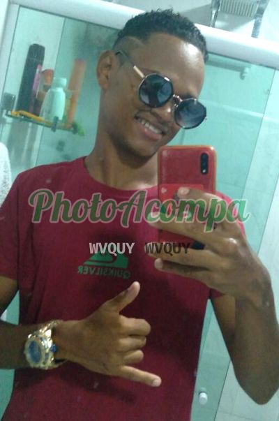 Sandro, garoto de programa na Pituba (Salvador)