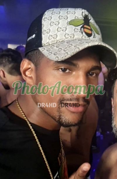 Henrique, garoto de programa no Centro (SP)